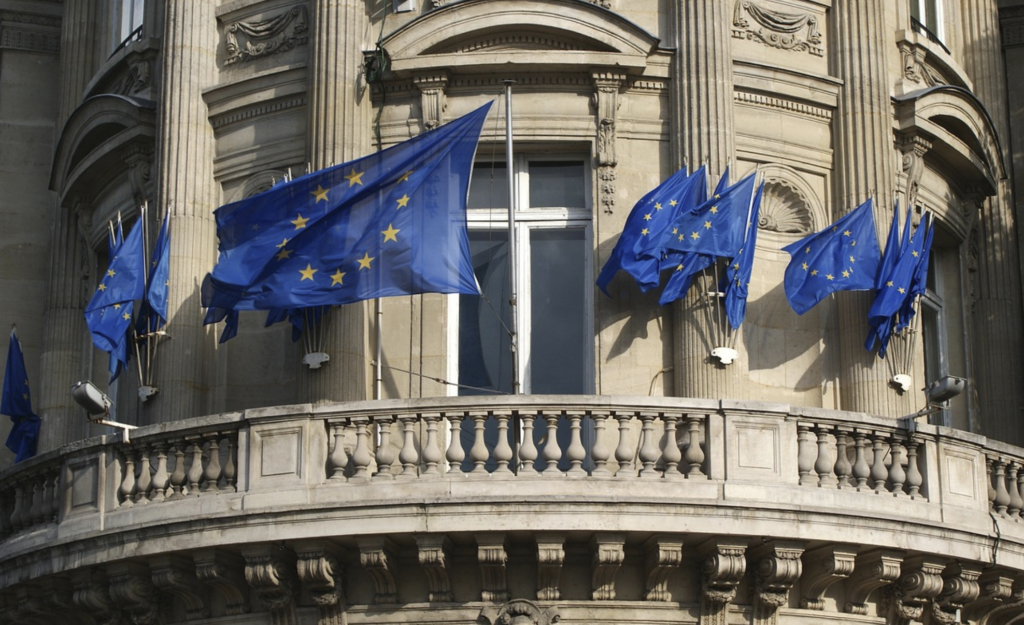 Cantabria, termina l’esame Ue sulle carte di debito nelle sale: limite giornaliero di 300 euro