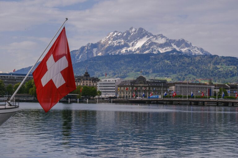 Svizzera, autorità federali e cantonali fanno fronte comune contro il gioco illegale