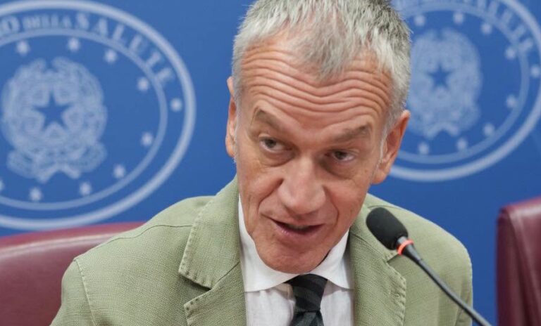 Pdl Girelli su salute digitale dei minori: ‘Prevenzione nelle scuole su uso problematico videogiochi’
